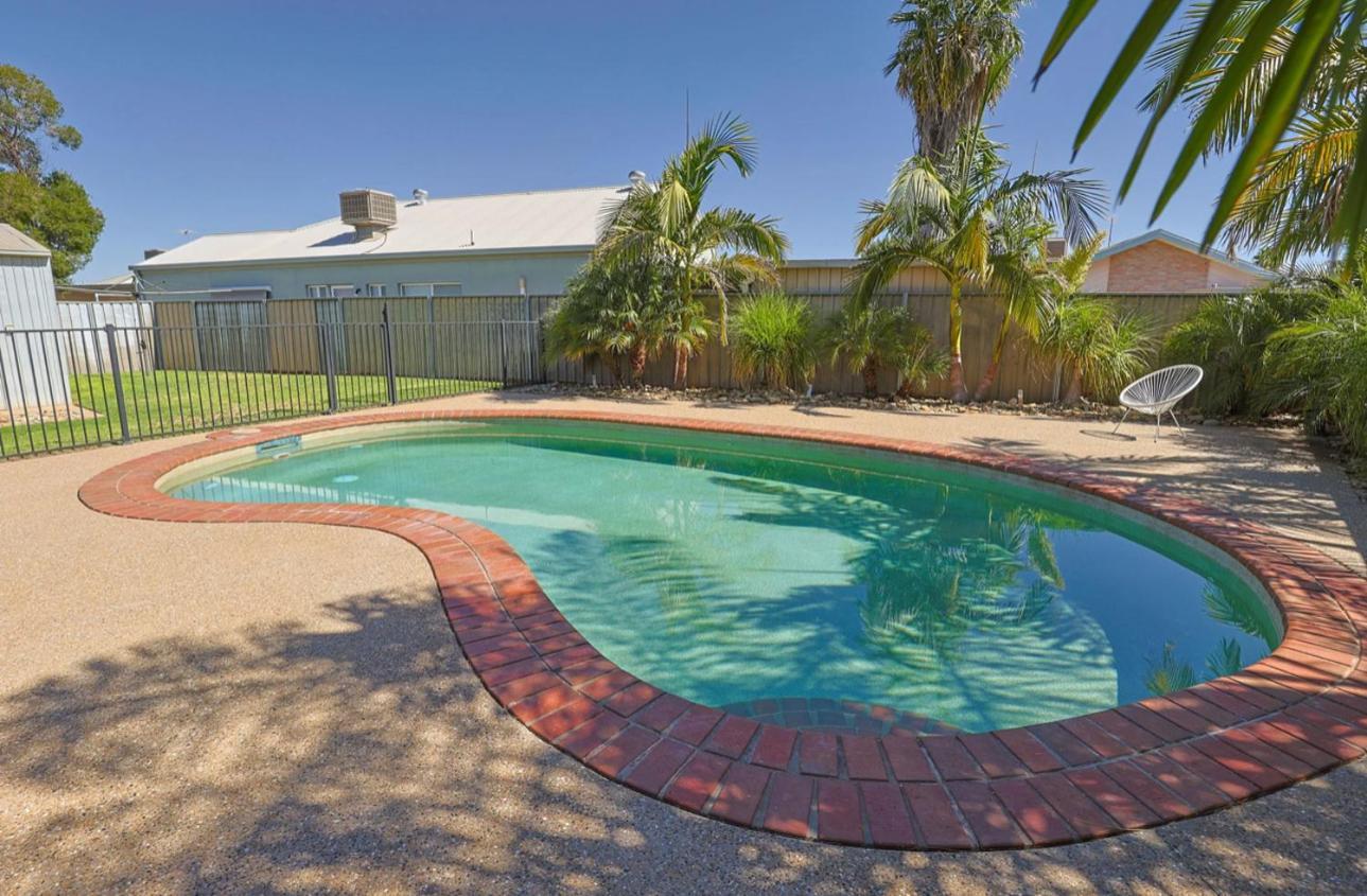 Varyam House * Mildura